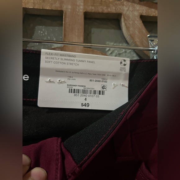 Liz Claiborne NWT Sara Slim leg - Picture 5 of 5